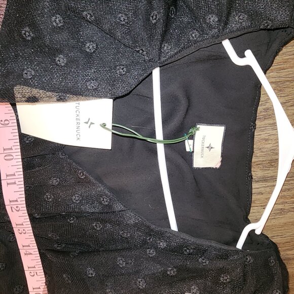 Tuckernuck Black Onyx Tulle Giselle Gown NWT Large - Picture 9 of 9